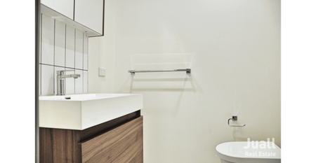 Stylish Fully Furnished 2-Bedroom, 2-Bathroom Apartment with Modern Amenities - Photo 4