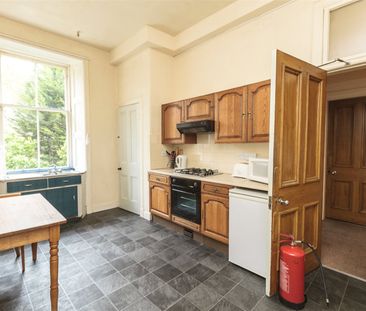 3 bedroom apartment to rent - Photo 5