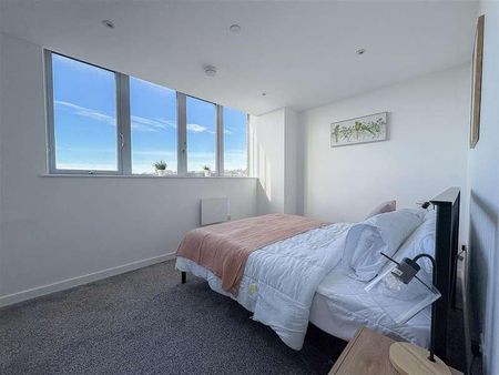 London Road, St. Leonards - Photo 5