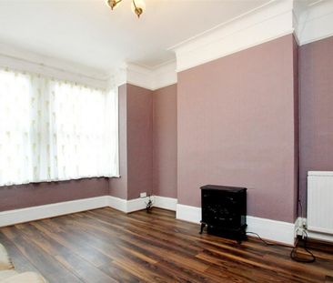 Wynndale Road, London E18 - Photo 2