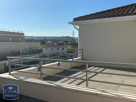 Appartement à louer 4 pièces 82.47m² - Photo 2