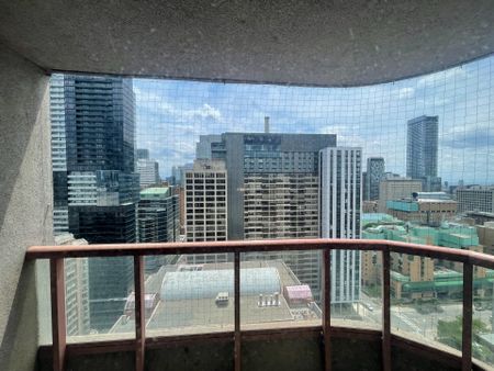 For Lease - 736 Bay Street Unit# 1909, Toronto, Ontario - Photo 4