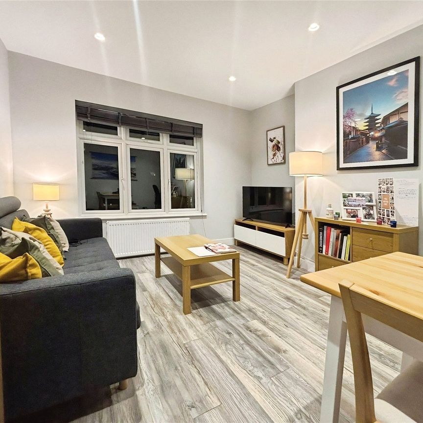 Percy Road, London, W12 9QB - Photo 1