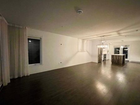 Appartement à louer - Longueuil (Saint-Hubert) (Sir-Wilfrid-Laurier) Appartement à louer - Longueuil (Saint-Hubert) (Sir-Wilfrid-Laurier) - Photo 3