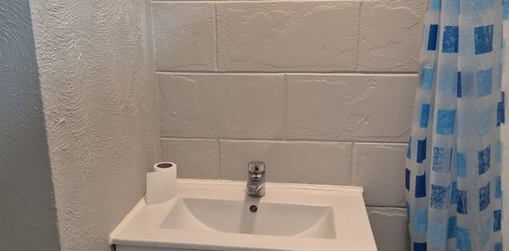 Central Flat - Victoria - Photo 2