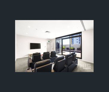 High life living! - Photo 2