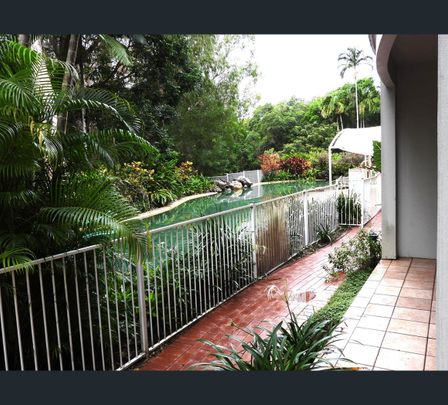 3/2-4 Deauville Close, Yorkeys Knob, Qld 4878 - Photo 1