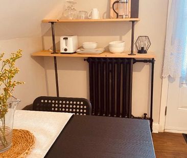 Libre maintenant- Petit appartement prêt a vivre - Chauffage, eau c... - Photo 2