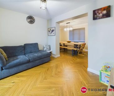 4 bedroom detached house to rent - Photo 1