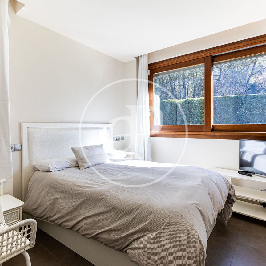 Exclusive villa for rent at the Golf Can Trabal - Photo 1