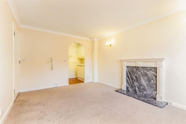 1 bedroom retirement property to rent - Photo 1