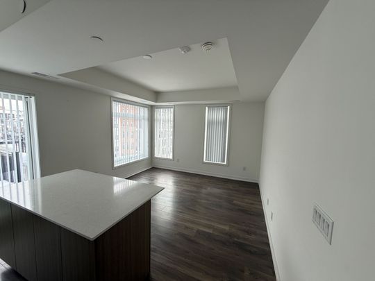 For Lease - 130 Canon Jackson Drive Unit# 402, Toronto, Ontario - Photo 1