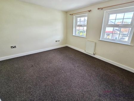 2 bedroom mews to rent - Photo 5
