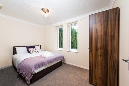 2 Bed Flat, Codling Close, E1W - Photo 3