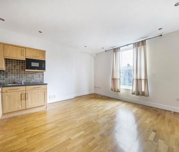 1 bedroom property to rent - Photo 1