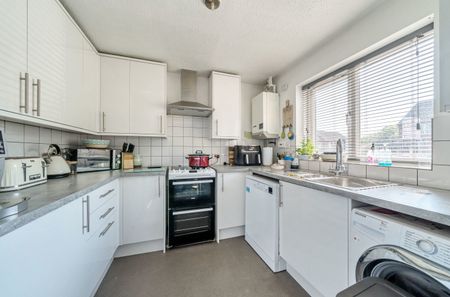 2 bedroom terraced house to rent - Photo 5