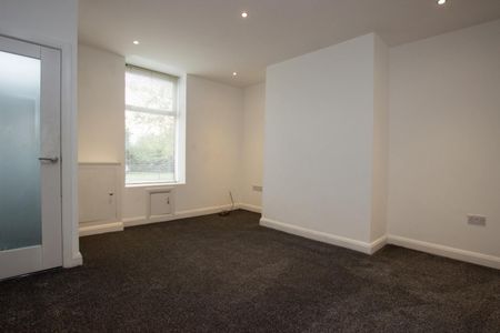 2 bedroom House To Let - Photo 5