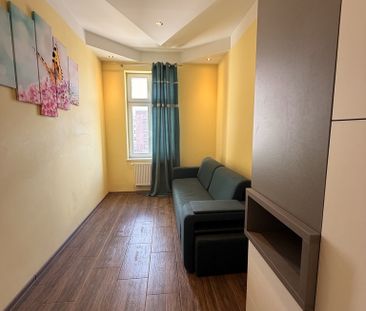 Mieszkanie pracownicze lub pod gabinety, biura - Photo 4