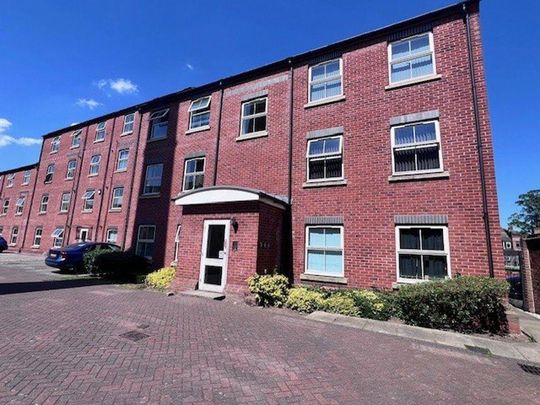 2 bedroom flat to rent - Photo 1