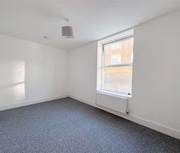 Queens Road, Hastings, TN34 - Photo 2