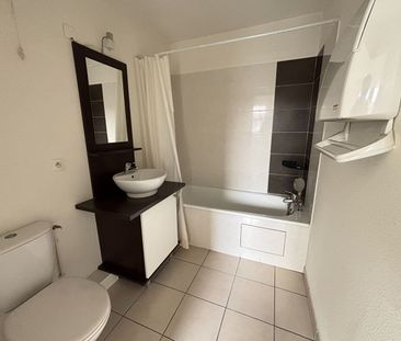 Location Appartement 2 pièces 38m² - Photo 4