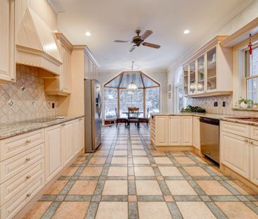 For Lease - 27 Junewood Crescent, Toronto, Ontario - Photo 4