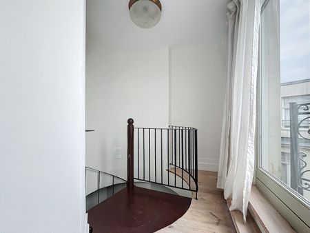 Appartement | € 2.400 - Photo 2