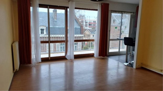 location Appartement T1 DE 33.5m² À AMIENS - Photo 1