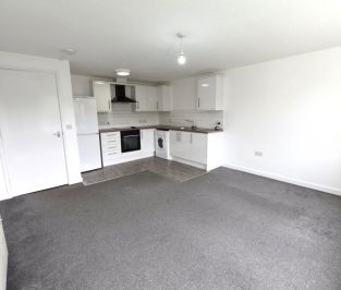 2 bedroom Flat in Calverley Ln, Leeds - Photo 2