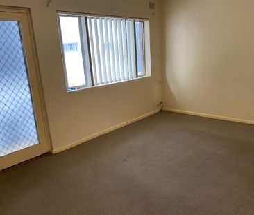 First Floor Unit! - Photo 6