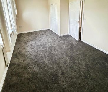 2 bedroom maisonette to rent - Photo 4