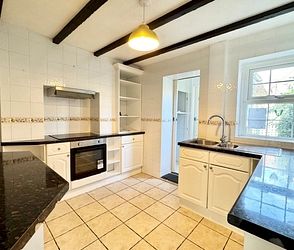 Station Road, Birchington, CT7 9DG, Kent - Photo 3