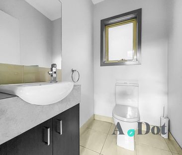 Townhouse With Everything at Your Doorstep - Photo 6