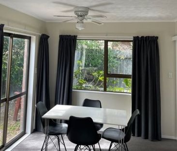 Paraparaumu Beach - 3 Bedrooms - Photo 1
