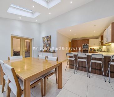 5 bedroom detached house to rent - Photo 3
