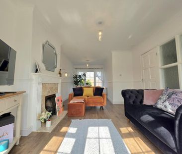 3 bedroom terraced house to rent - Photo 2