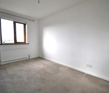 2 Castlehill View, Comber, BT23 5XG - Photo 4