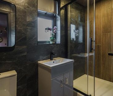 1 bedroom in a house share to rent - Photo 6