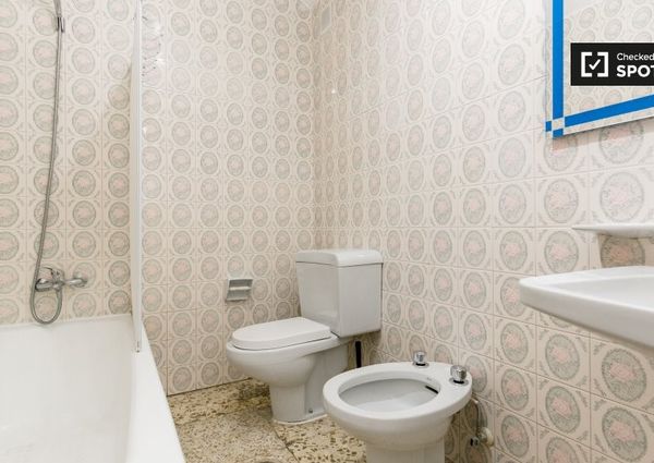 granada, Andalusia 18004