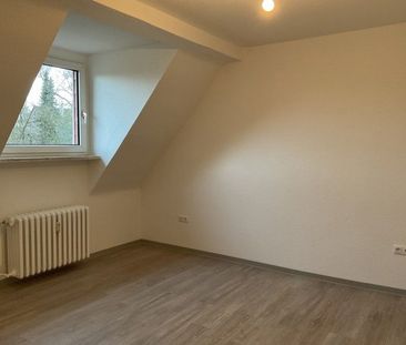 Komplett renovierte DG Wohnung mit Duschtasse! - Foto 1