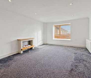 Wilkinson Drop, Oak Road South, Benfleet, SS7 - Photo 1