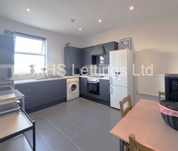 1 Bedroom Mid Terraced House for rent in Beech Avenue - Photo 6
