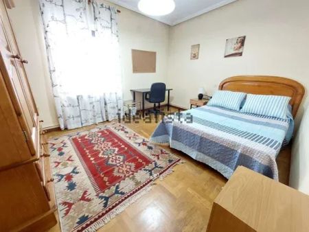 Alquiler de piso en Calle Manuel García Conde - Foto 2