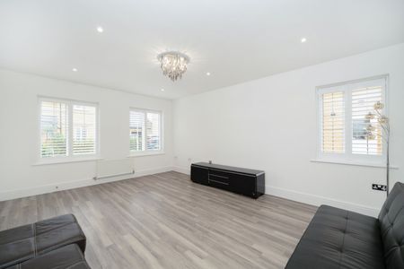 6 bedroom house to rent - Photo 2