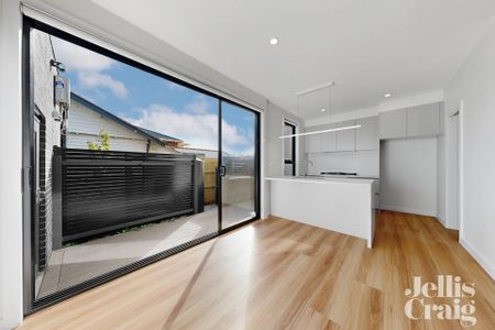 2/6 Wheeler Street, Ormond - Photo 5