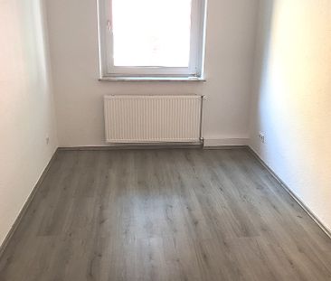 Sehr schöne 2 Zimmer Wohnung im Erdgeschoss wartet auf Sie ! - Photo 3