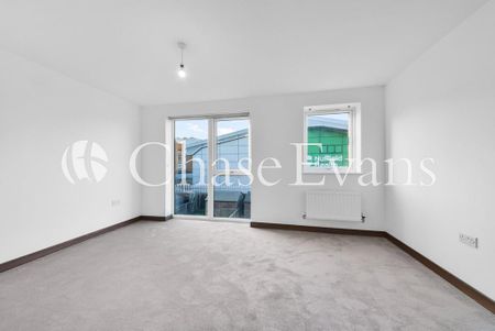 4 bedroom parking to rent - Photo 2