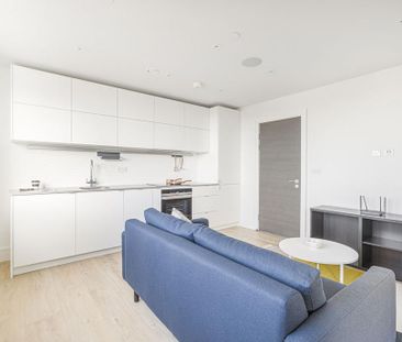 Studio to rent - Photo 1