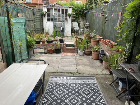 2 bedroom townhouse to rent - Photo 5