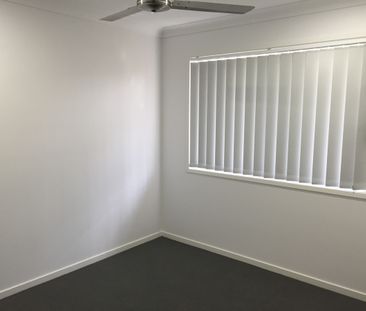 You Will Be Cooking With Gas In This Modern Home In The Meadows Est... - Photo 3